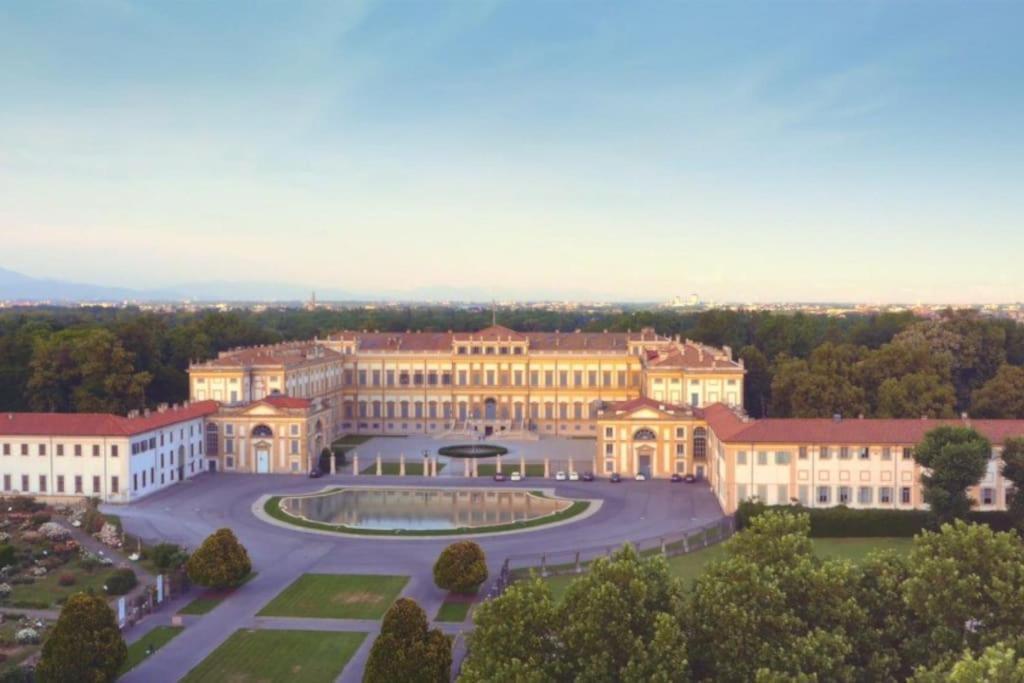 Casa Albertina Grazioso Appartamento Vicino Alla Stazione Monza Exterior foto