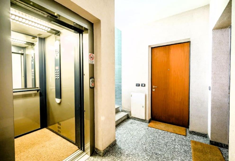 Casa Albertina Grazioso Appartamento Vicino Alla Stazione Monza Exterior foto